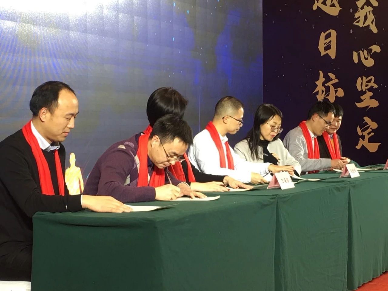 RJ2gMqbQx7A14paoiH2M9yfHHYWhqcKJNqKHSWzp